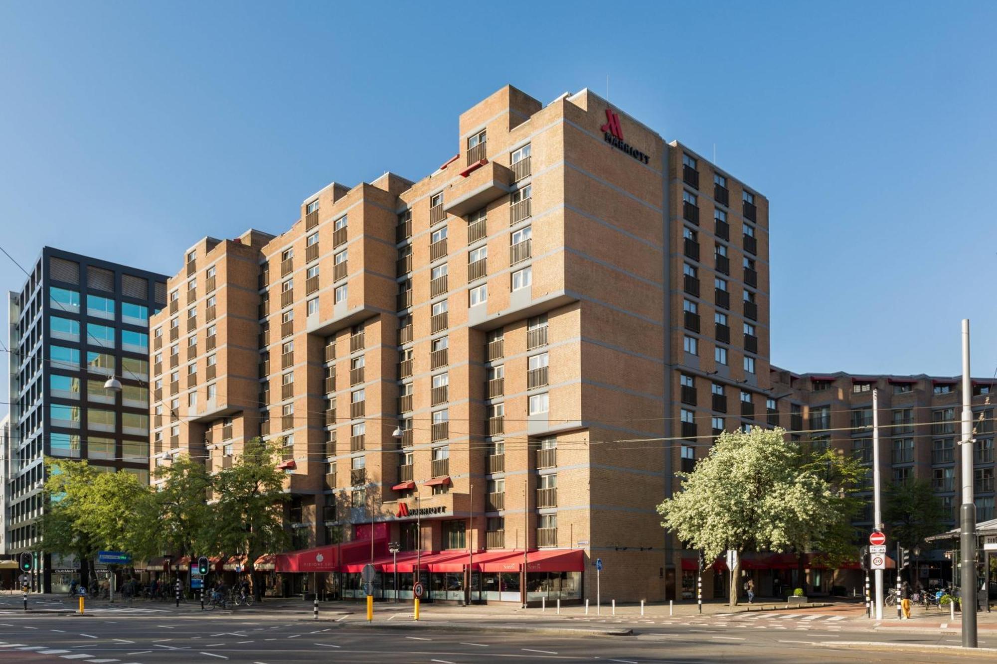 Amsterdam Marriott Hotel Exterior foto The hotel in 2019